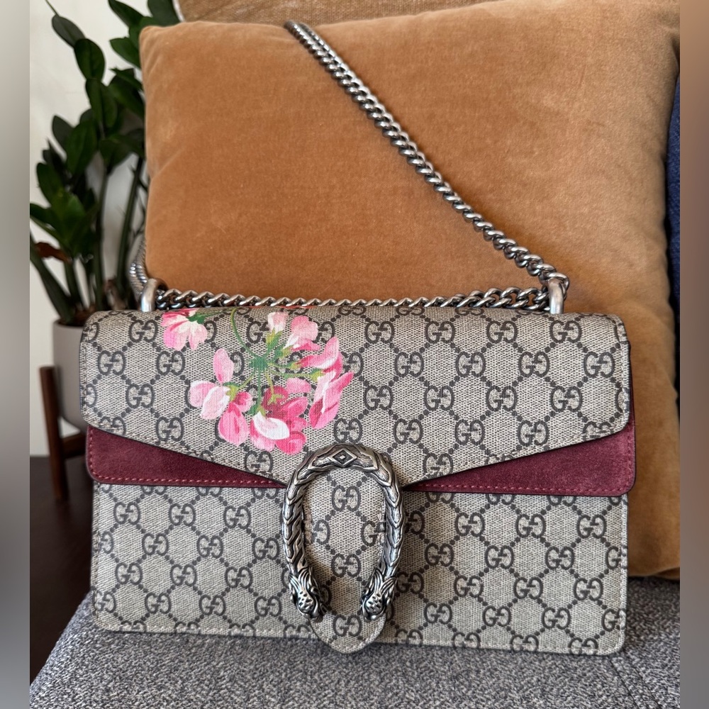 Gucci Beige GG Supreme Dionysus Bloom Shoulder Bag with Pink & Burgundy Accents - Picture 14 of 16